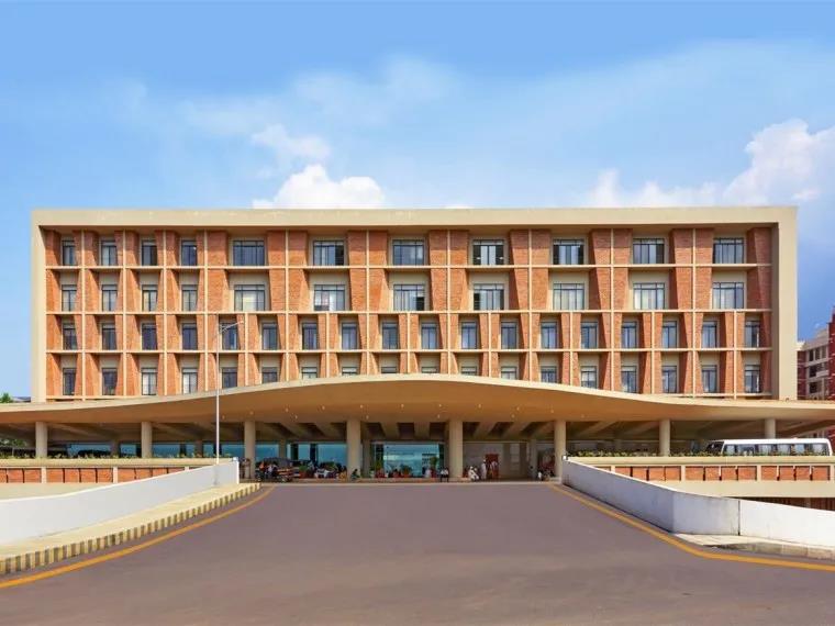印度共生大学医院和研究中心